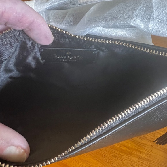 Brand new Kate Spade cross body black leather purse - Picture 3 of 4